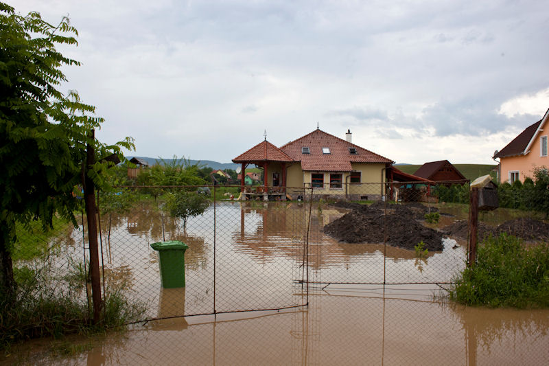 Támogatás az árvízkárosult településeknek